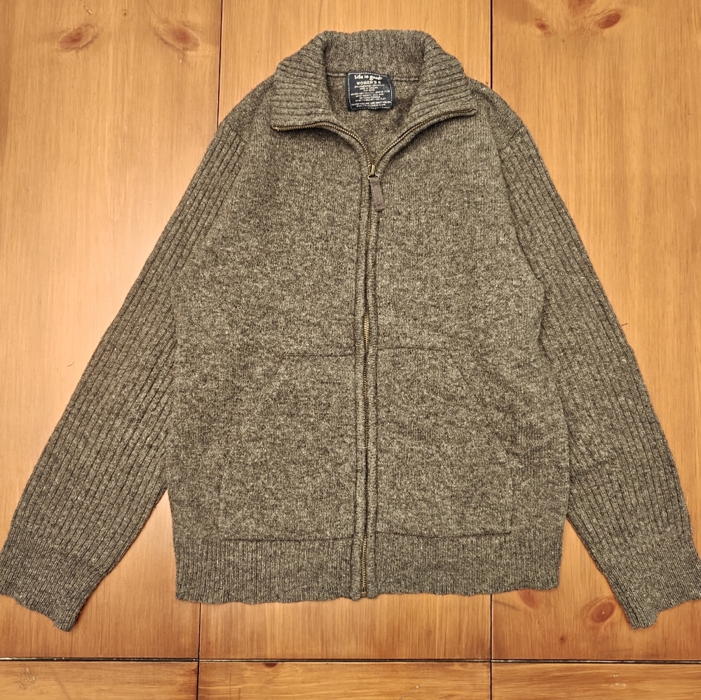 Life Is Good Lamb's Wool Grey Zip-Up Sweater Women's Small‎ Embroidered Neutral